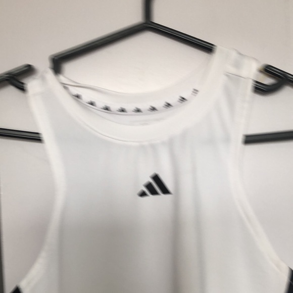 Adidas xs white - Picture 2 of 4
